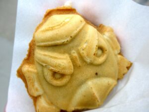 まわりは「カリッ」中は「モチモチ」とした生地??