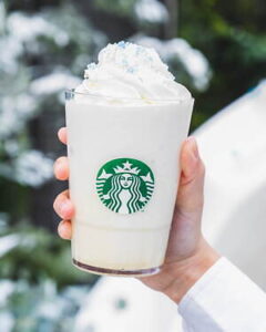冬に舞い降る初雪のワクワク感をイメージした白いフラペチーノ　今日から発売