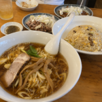 【恵比寿】1995年創業「香湯ラーメン ちょろり」｜揚げネギ香るラーメンと炒飯・餃子で町中華を満喫