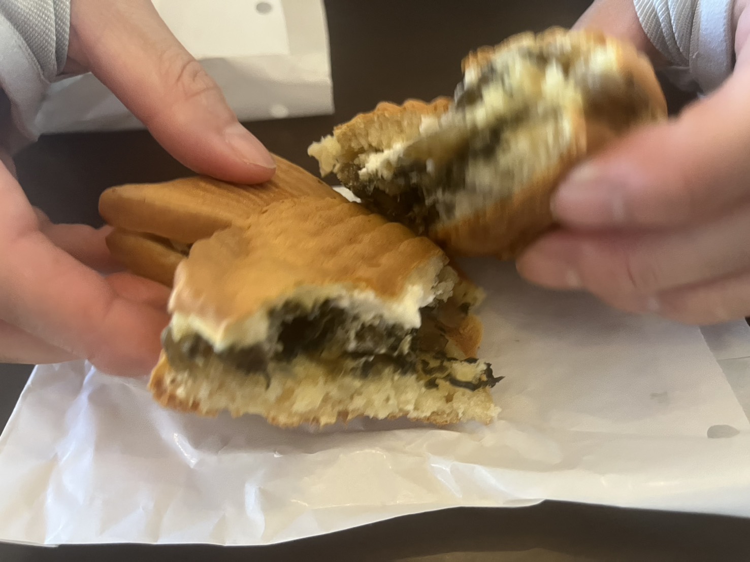 たい焼きねぎしのしゃくし菜たい焼き断面