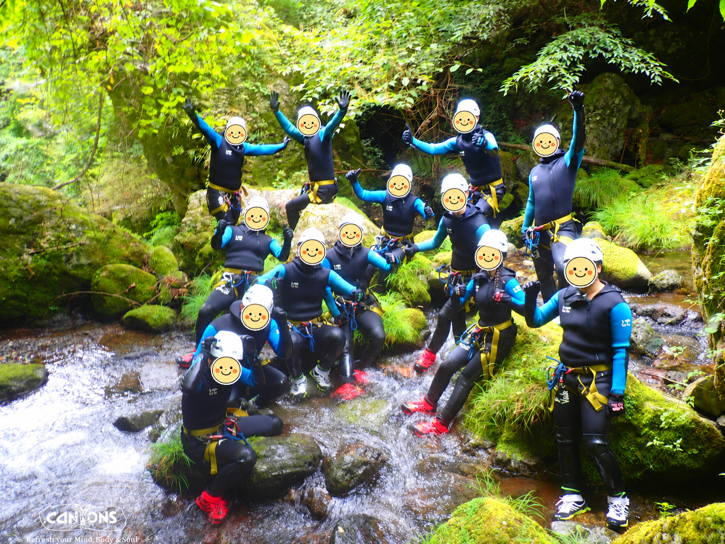 CANYONS奥多摩でキャニオニングを体験したグループ写真