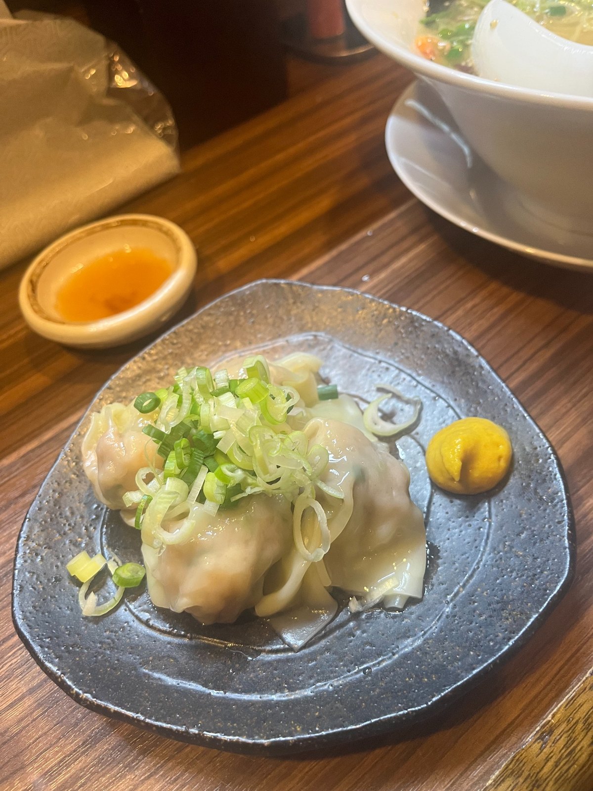 東長崎・ラーメン西ちゃんの海老ワンタン