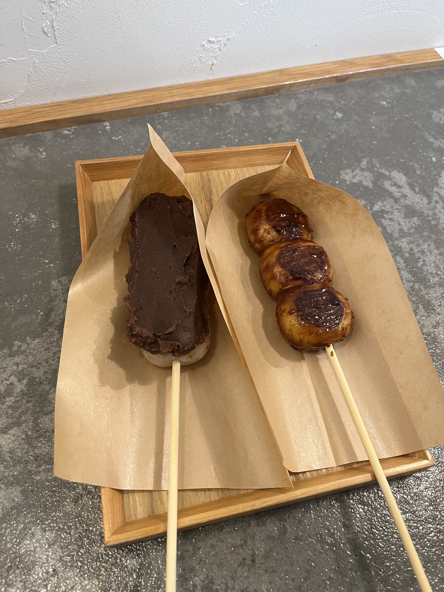 福尾商店の三福だんご 特製しょうゆダレと自家製こし餡
