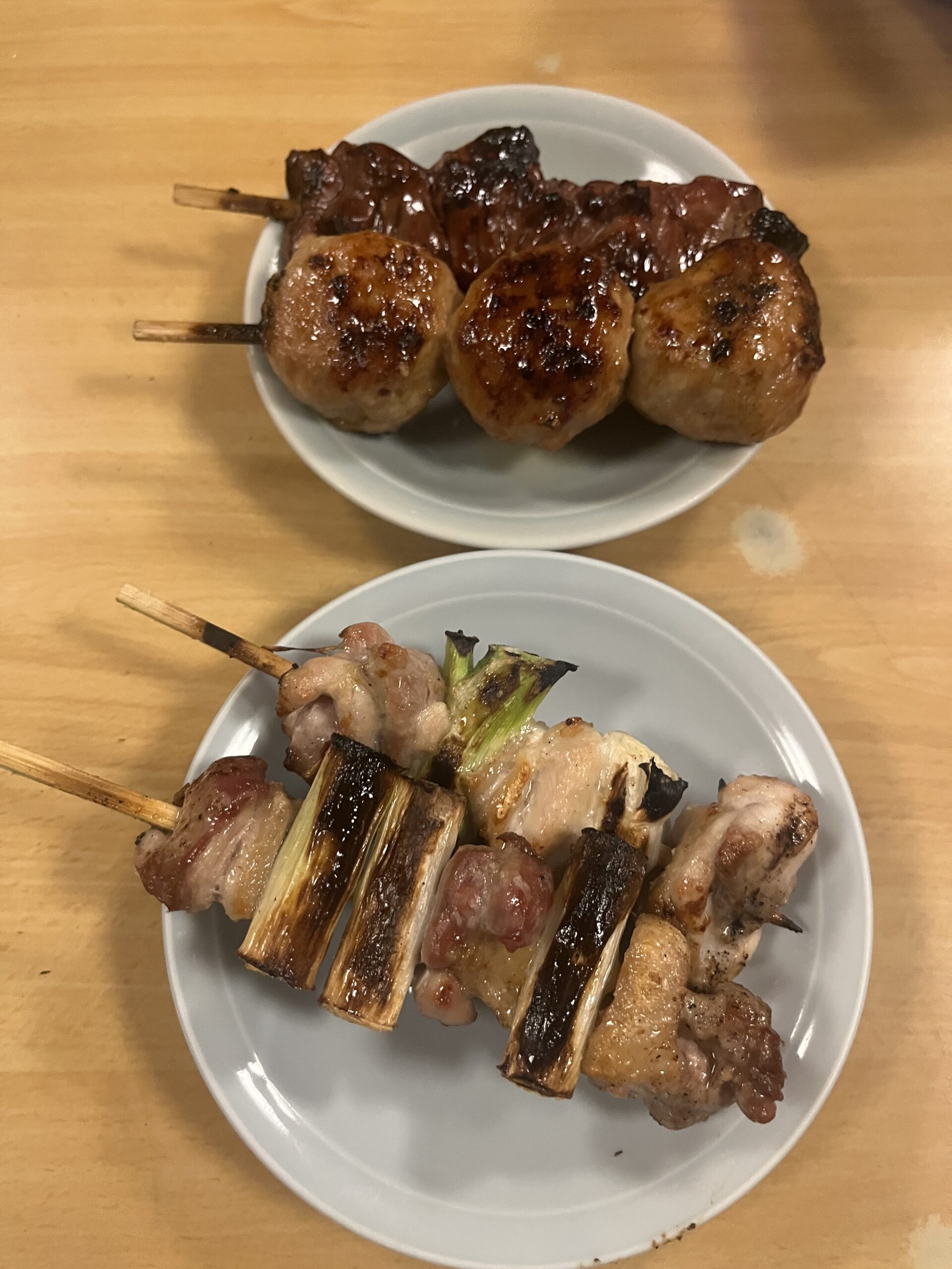 【茅場町】開店前から行列の老舗酒場!「やき鳥 宮川」の絶品“白い唐揚げ”と焼き鳥を実食レポ