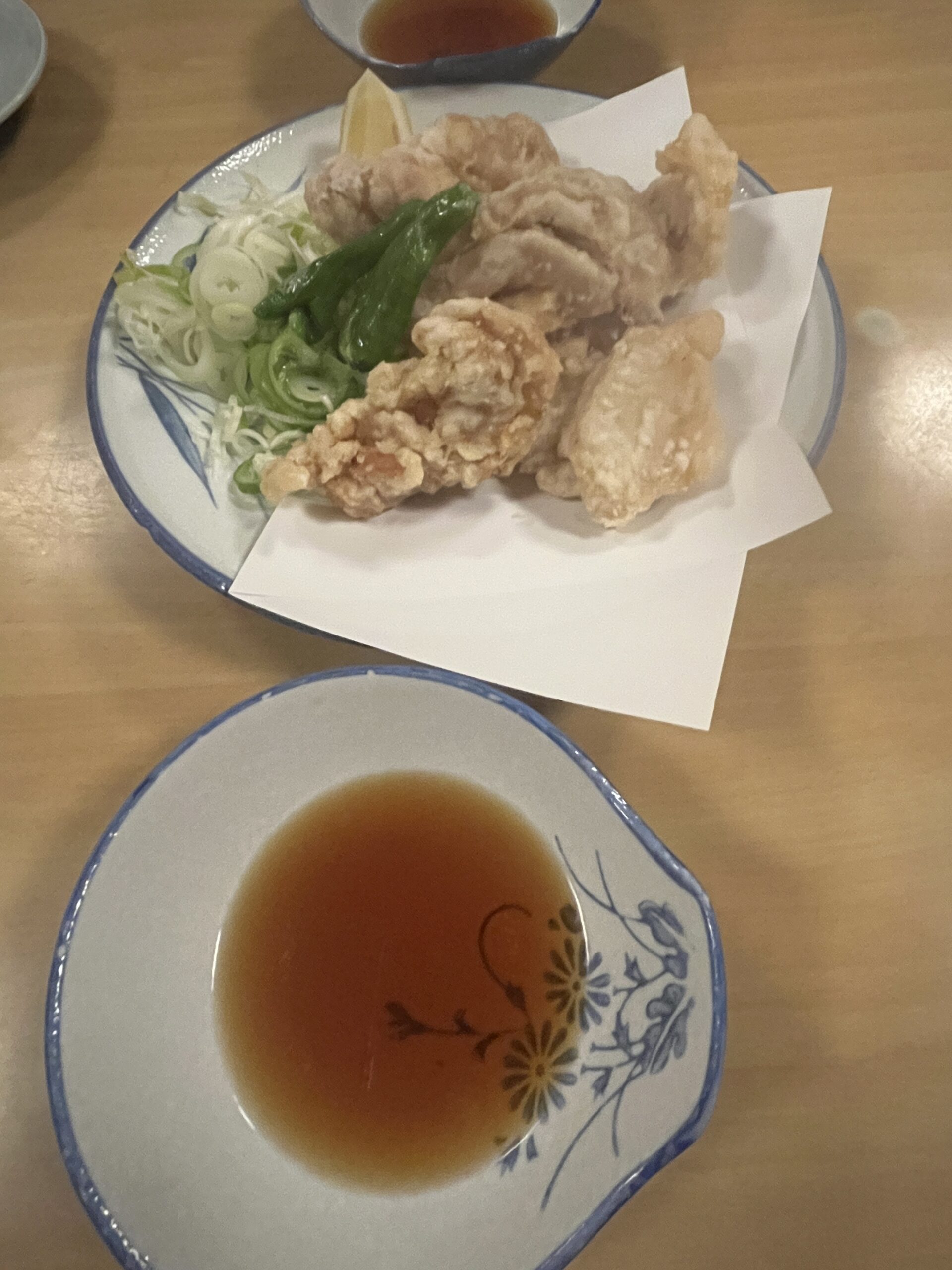 やき鳥宮川の名物 白い唐揚げ