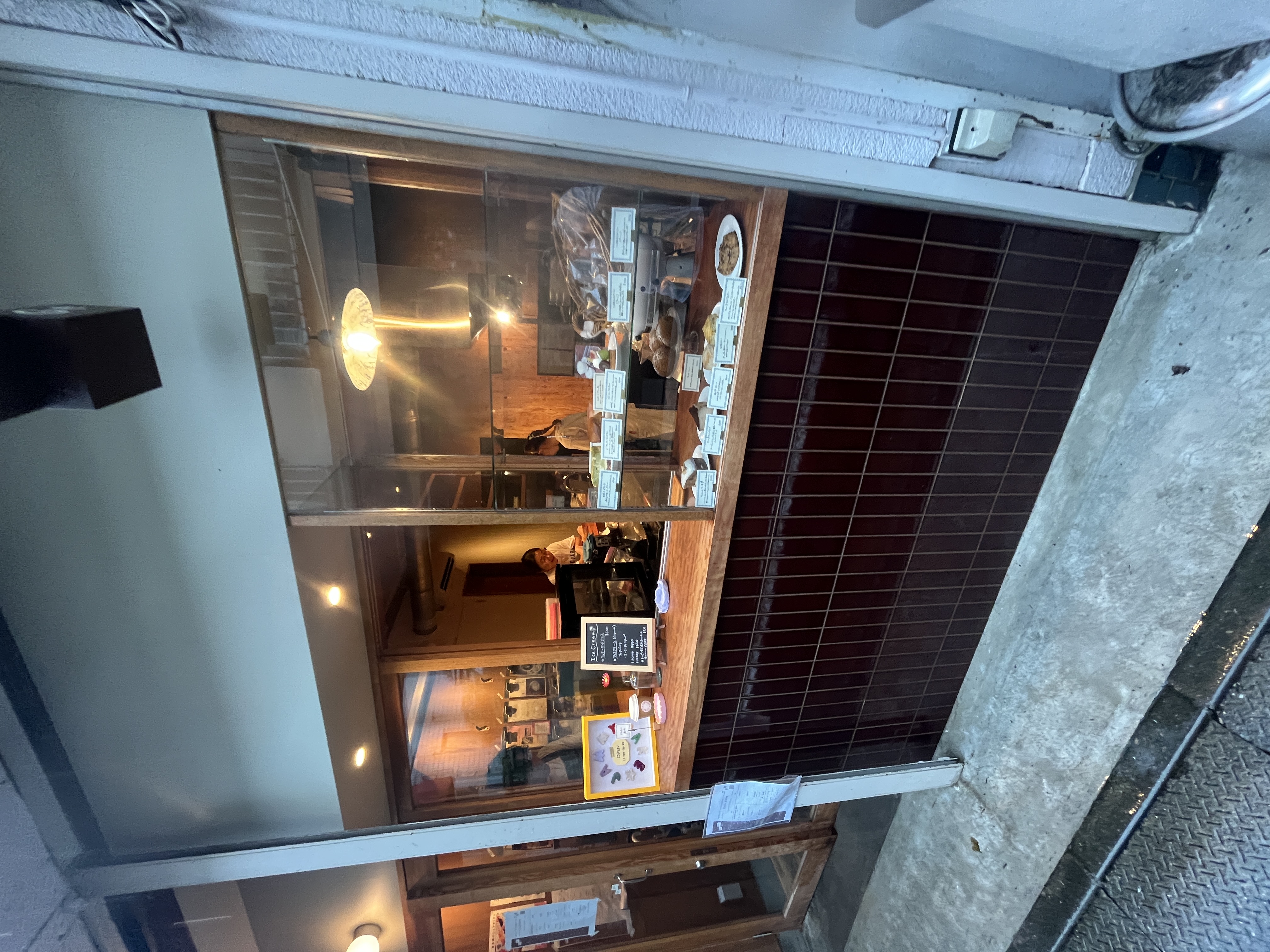 外から見たJAMMY BAKE SHOP