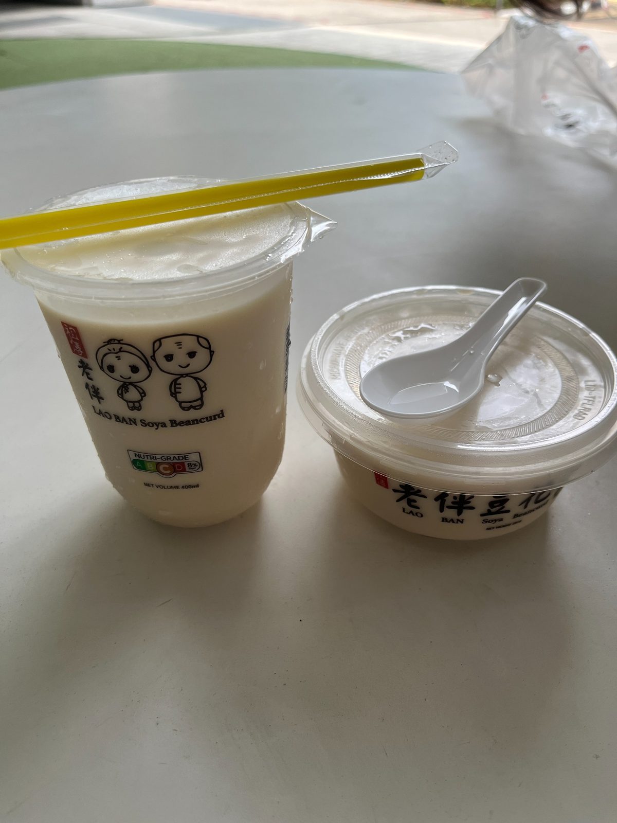 老伴豆花の豆乳ドリンクと豆花