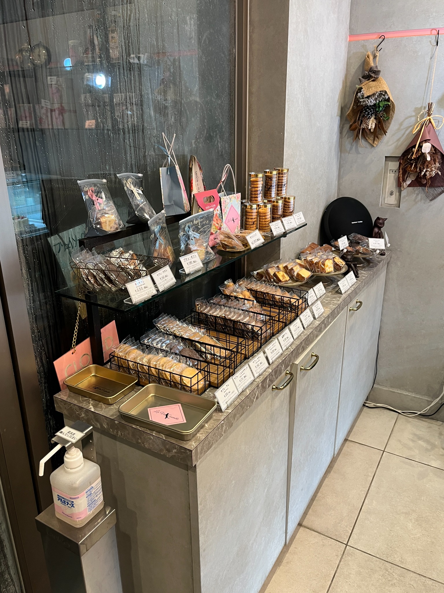 La Vie Ensembleの焼き菓子売り場