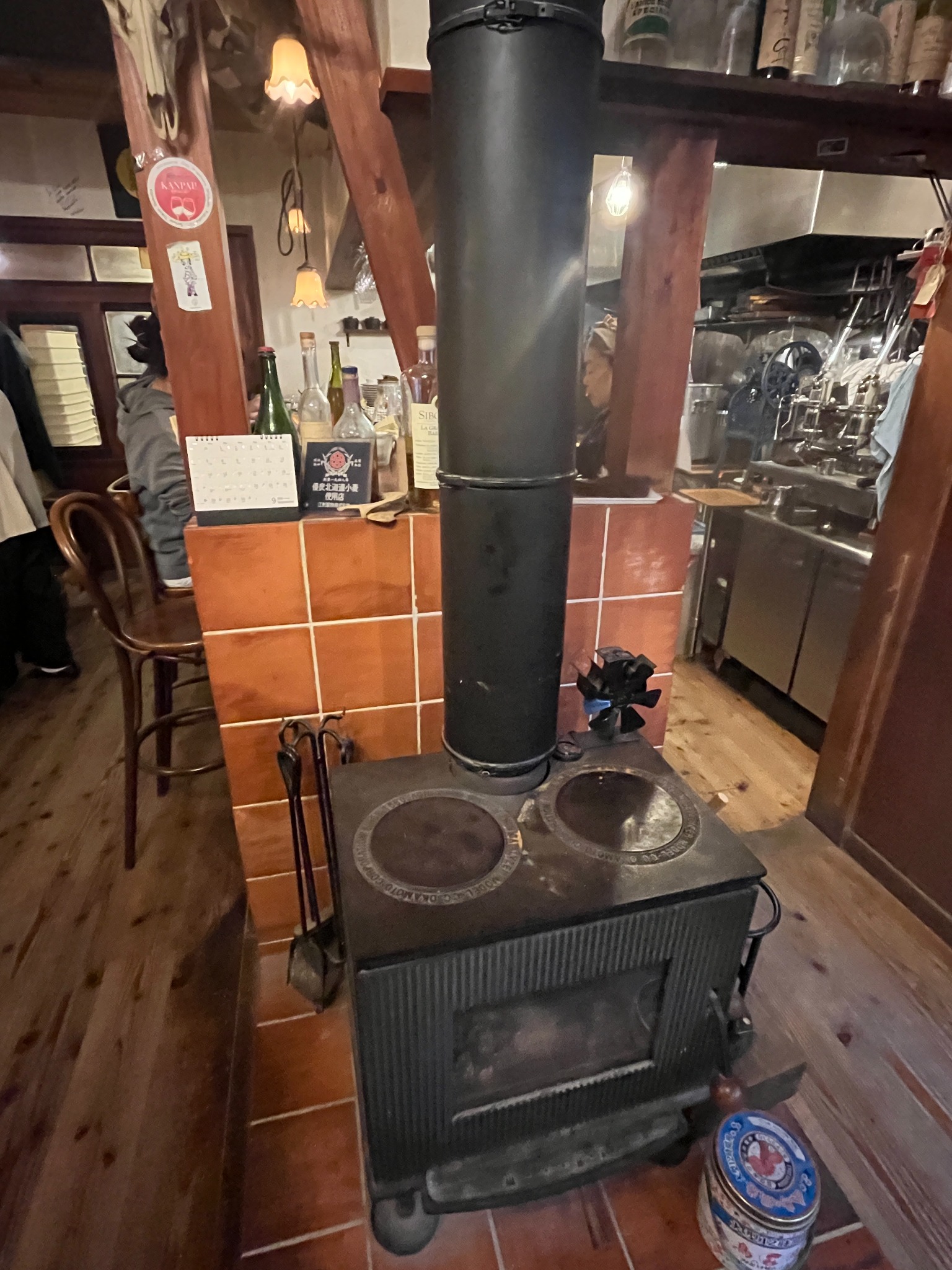 パーラー江古田の薪ストーブ
