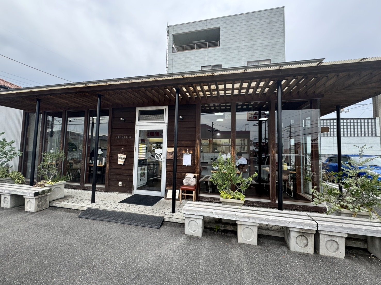 徳島県北島町のTAMURAMEN外観