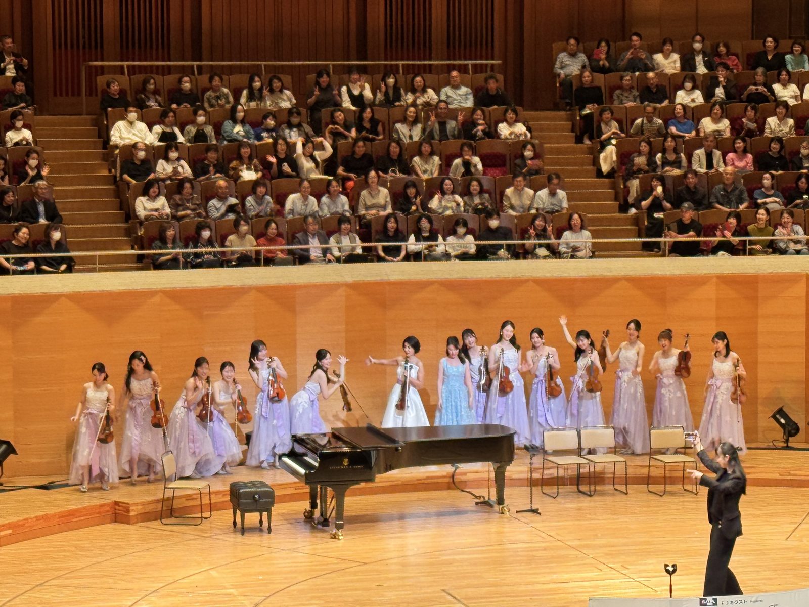 高嶋ちさ子 12人のヴァイオリニスト公演終盤のステージ